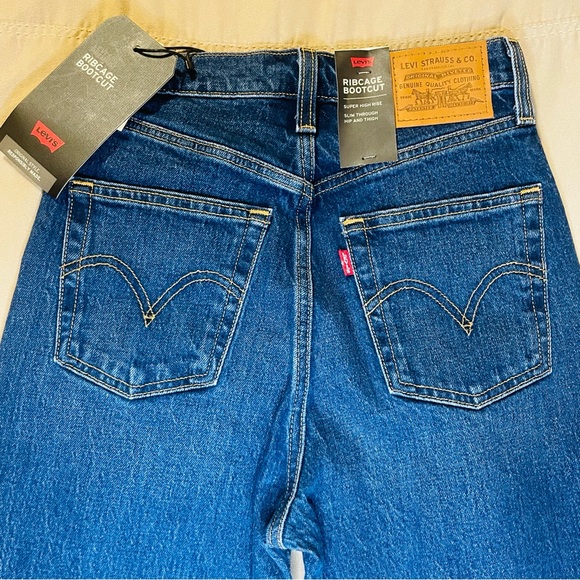 Levis Ribcage Bootcut Jeans Womens 24X33 Blue High Rise Denim Slim Fit New Big E - Picture 3 of 9